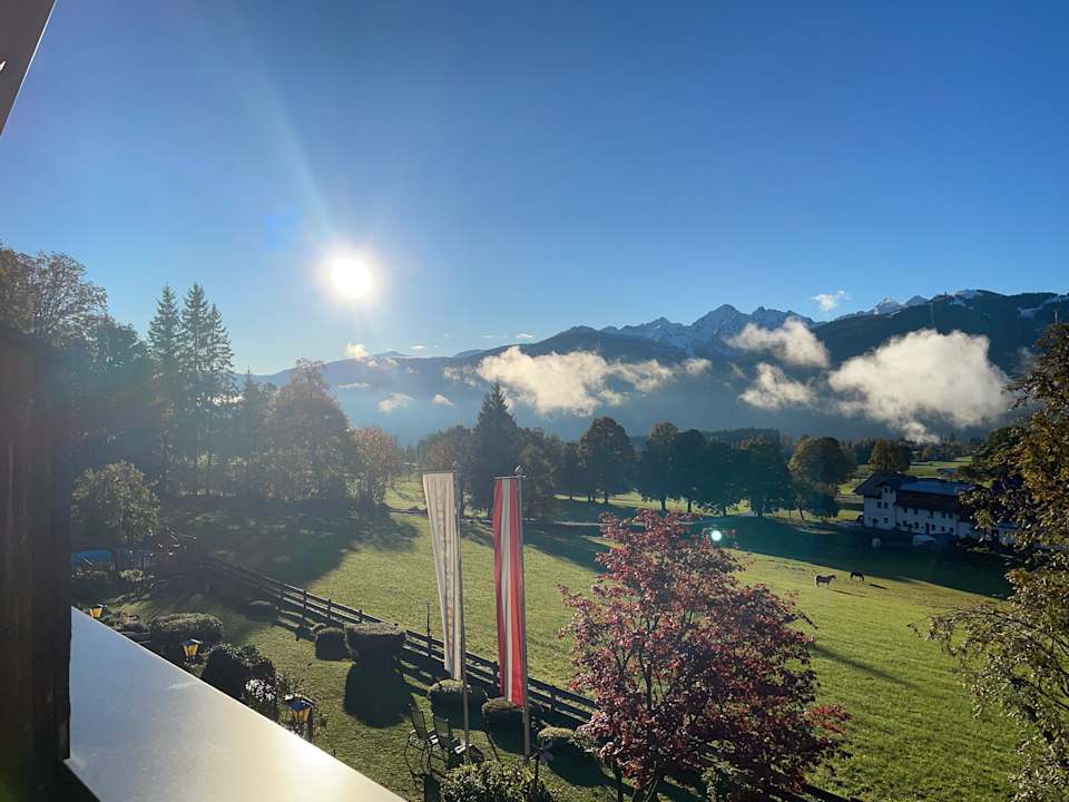 Ausblick Almfrieden Hotel & Romantikchalet