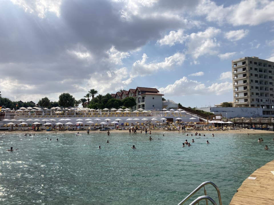 Strand Salamis Bay Conti Resort Hotel & Casino