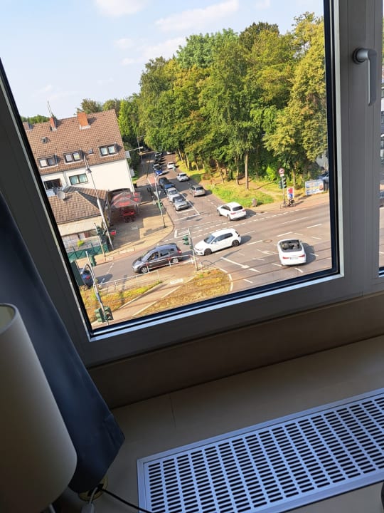 Zimmer Essential by Dorint Hotel Köln-Junkersdorf