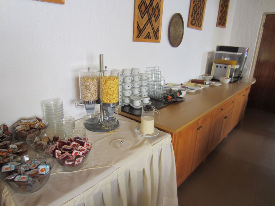 Karges Büffet Hotel Imperial