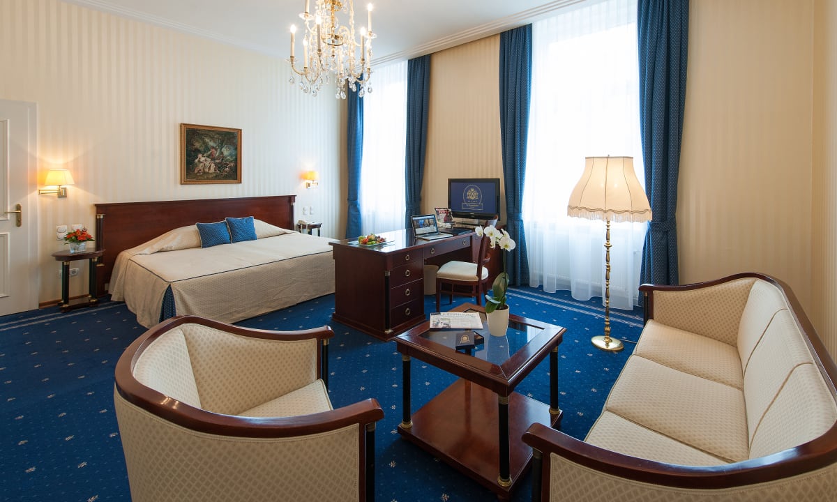 "Zimmer" Hotel Ambassador (Wien) • HolidayCheck (Wien ...