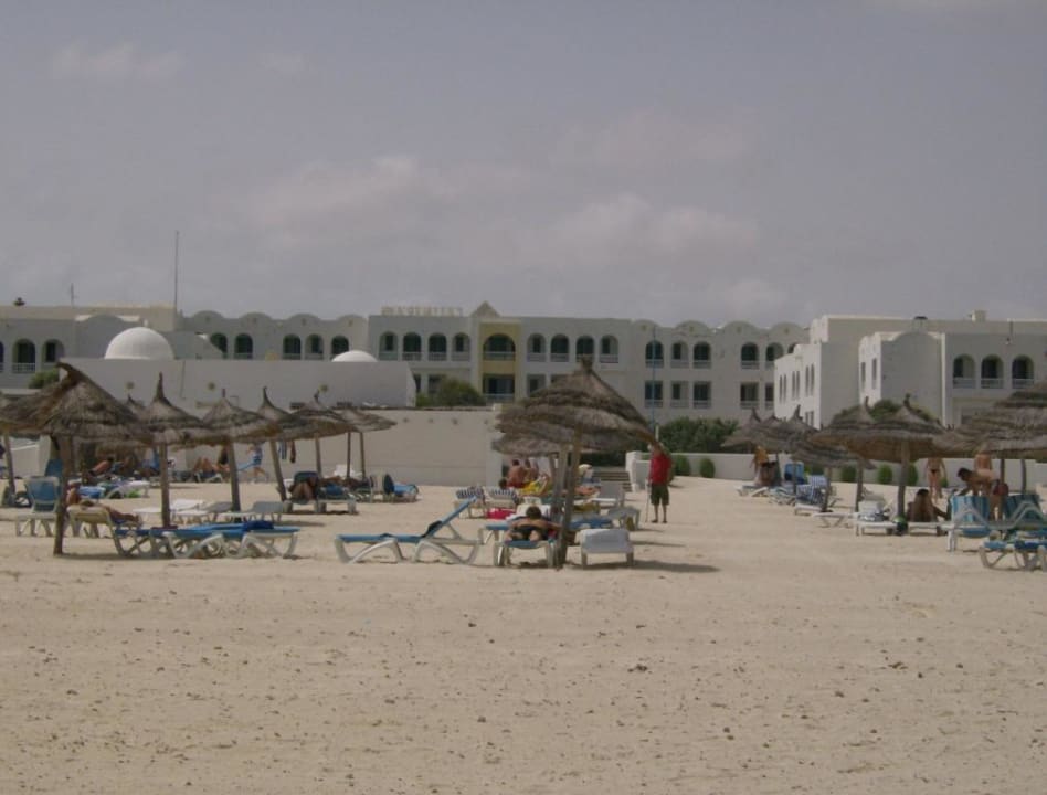 Außenansicht vom Strand her Calimera Yati Beach