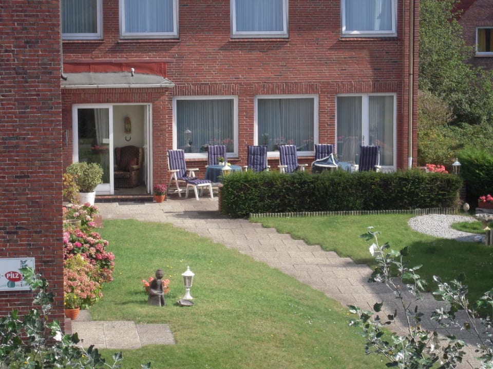 Sonnenterrasse Apartmenthaus Dünenpilz