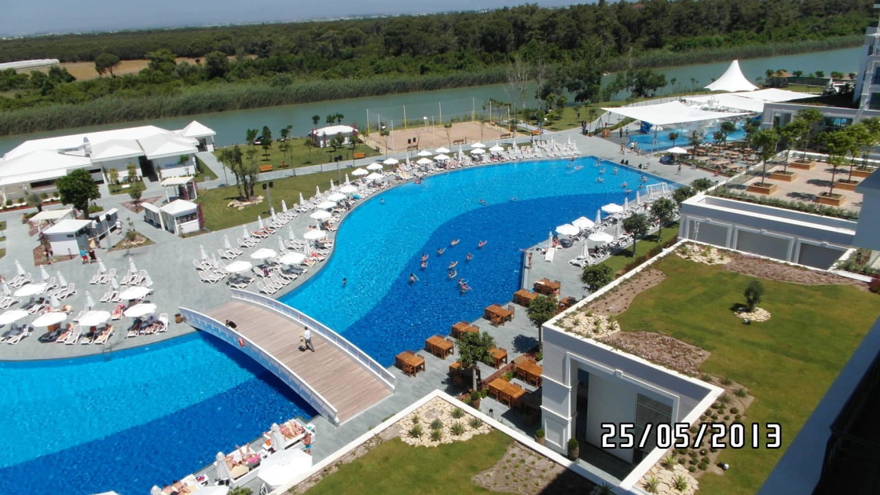 Mit Fluß Titanic Deluxe Golf Belek