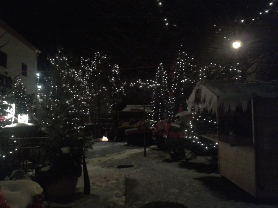 Weihnachtsdeko Eifel-Hotel Historische Wassermühle
