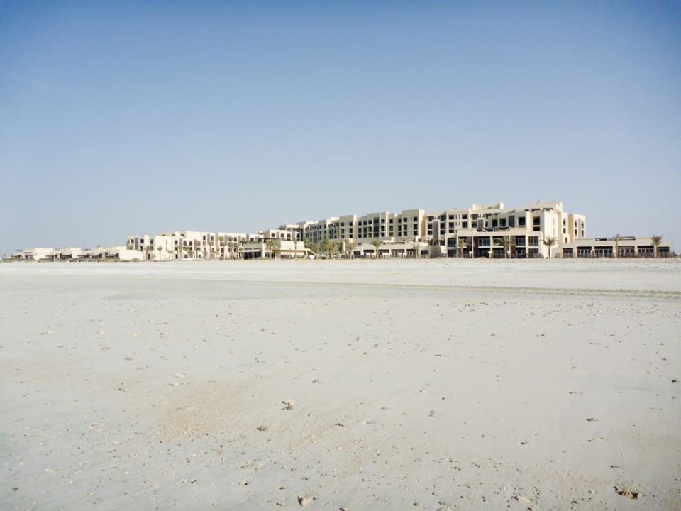 Blick vom Strand Park Hyatt Abu Dhabi Hotel and Villas
