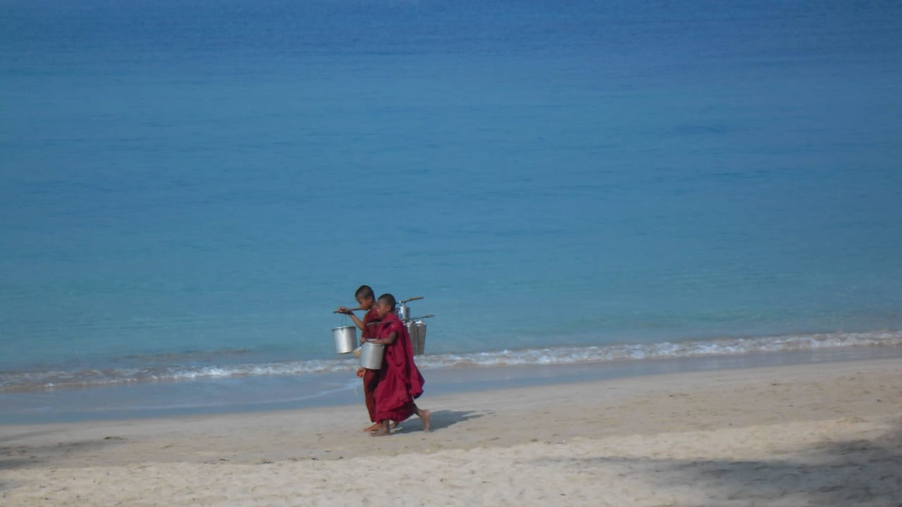 Vom Frühstückstisch aus Ngapali Bay Villas & Spa