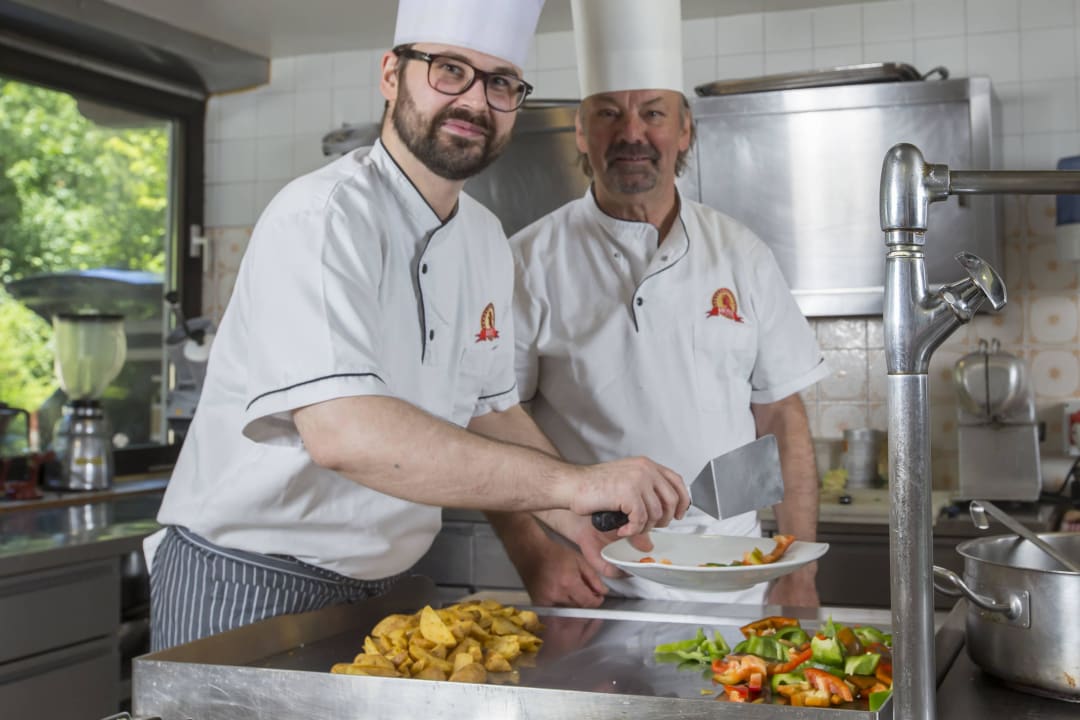 Küchenteam Familie Mairhofer Hotel Burgfrieden
