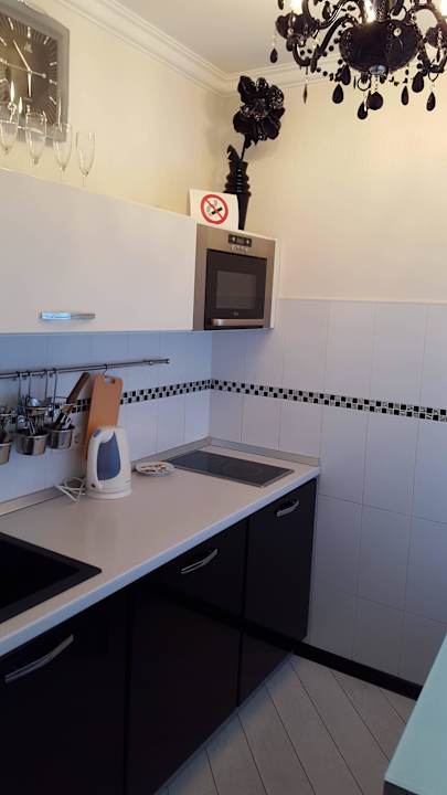 Küchenzeile Partner Guest House Baseina Street