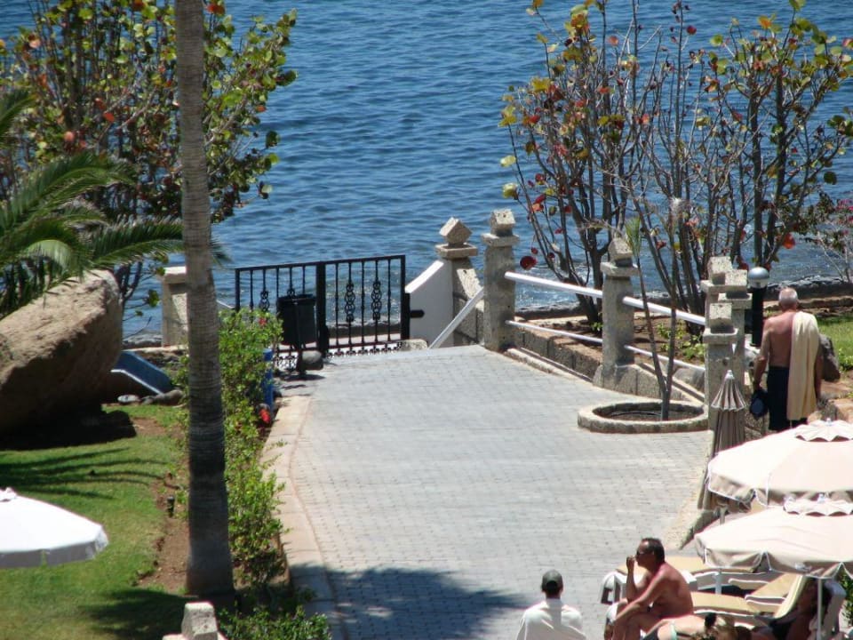 Durchgang zu Promenade Hotel Riu Palace Tenerife