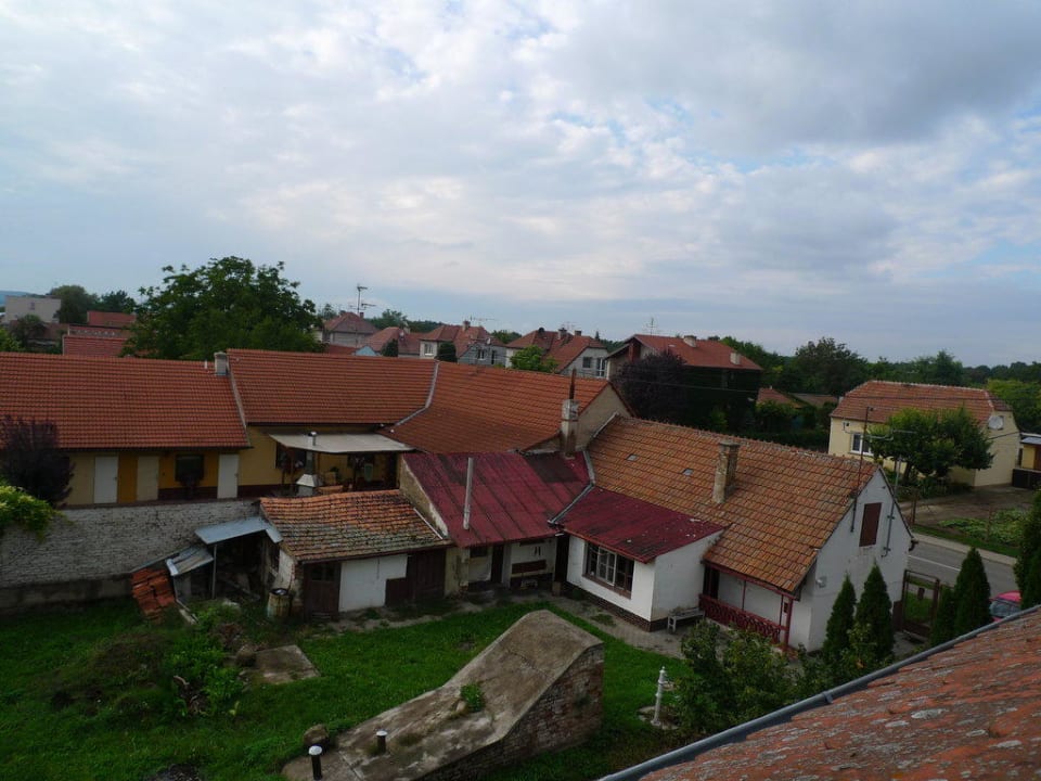 Вид из окна Penzion Onyx