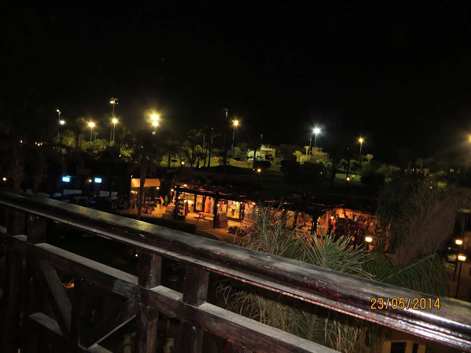 Blick vom Zimmer zum Golfplatz Steigenberger ALDAU Beach Hotel