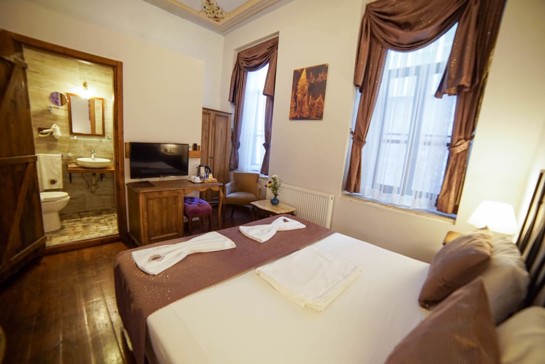 Zimmer Sarnic Butik Otel