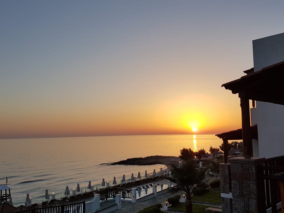 Ausblick Alexander Beach Hotel & Village Resort