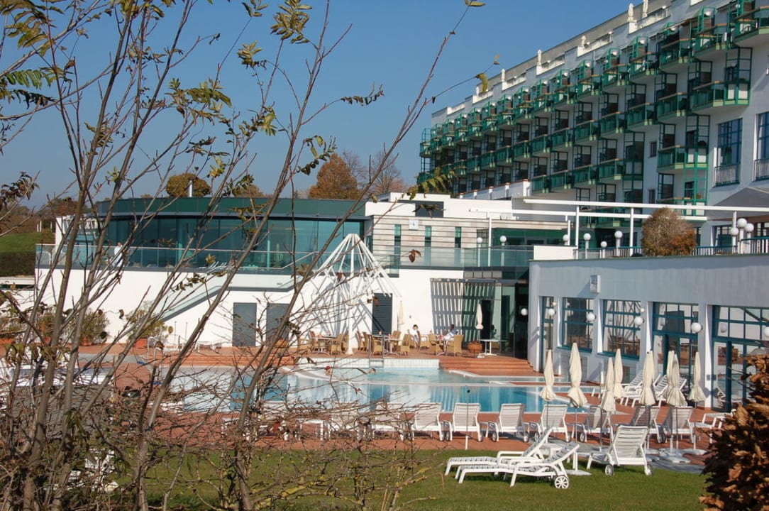 Einer von vielen Außenpools Hotel Reiters Supreme