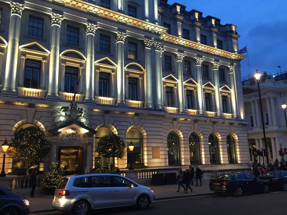Eingangsbereich von außen Hotel Sofitel London St James