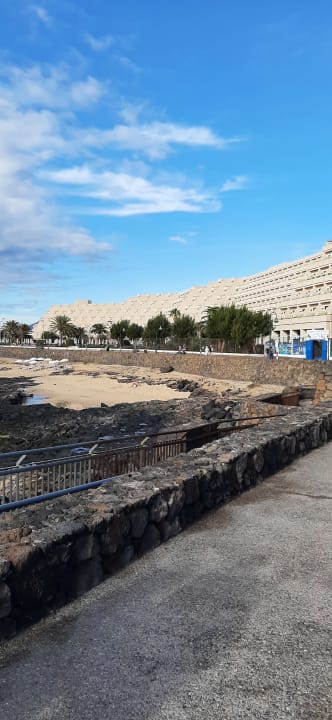 Außenansicht Hotel Grand Teguise Playa