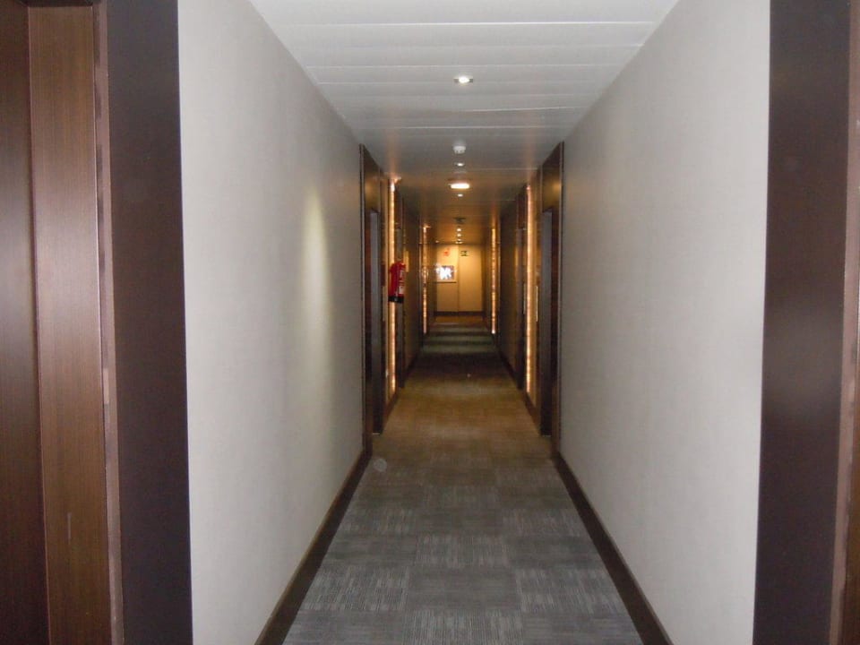 Flur Hotel & Spa Villa Olimpic@ Suites