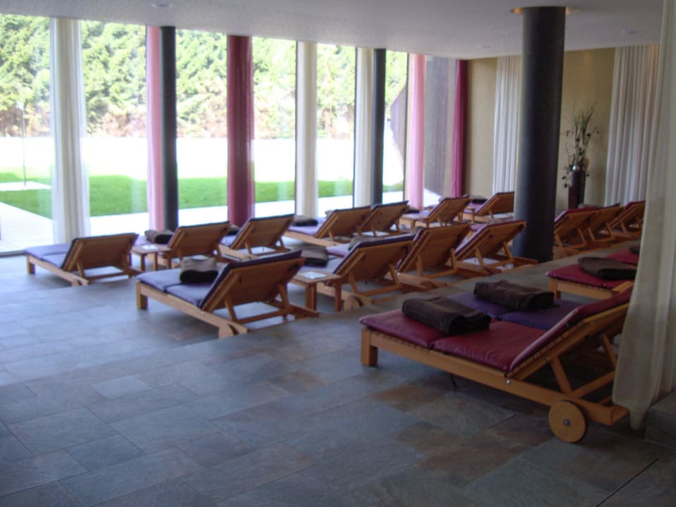 Poolliegen Falkensteiner Hotel Schladming