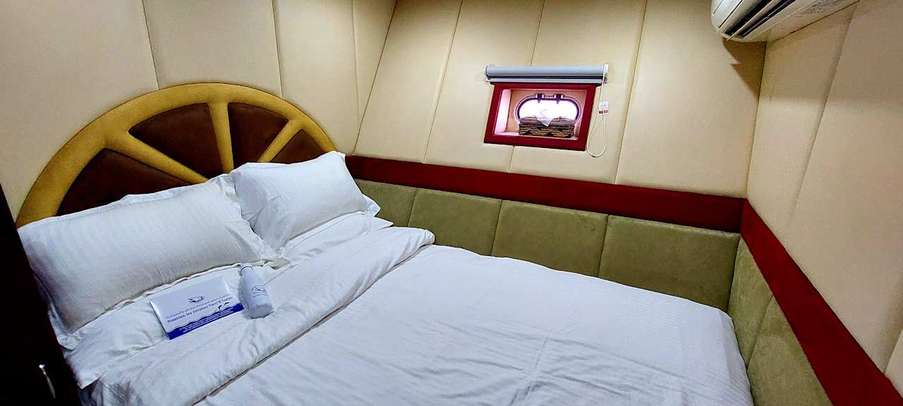 Zimmer Rubba Luxury Yacht