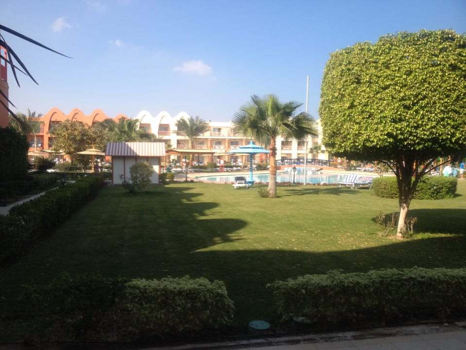 Sicht auf den Pool Titanic Beach Spa & Aqua Park