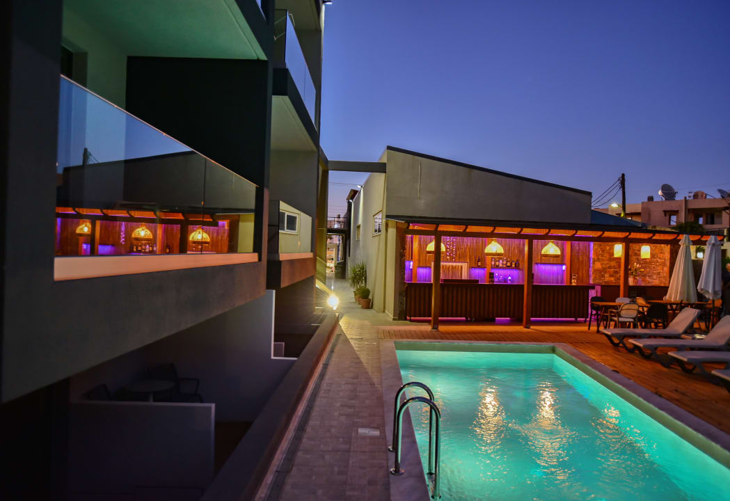 Pool Del Mar 'Adults Only'