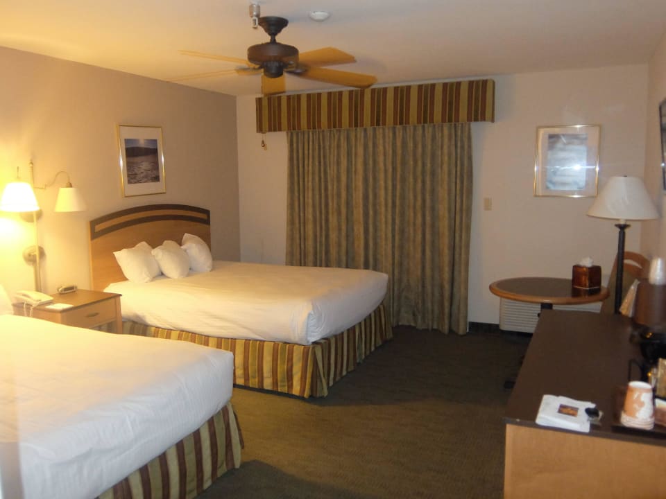 Zimmer The Ranch at Death Valley