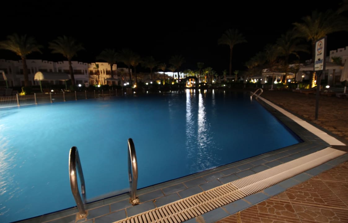 Pool Happy Life Village