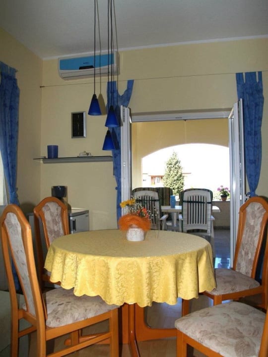 Fewo Nr. 1, Wohnbereich Ferienwohnung Villa Colonia