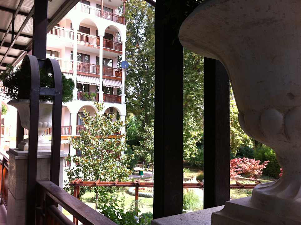 Ausblick Hotel Estreya Residence