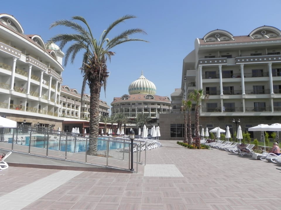 Pool Kirman Belazur Resort & Spa