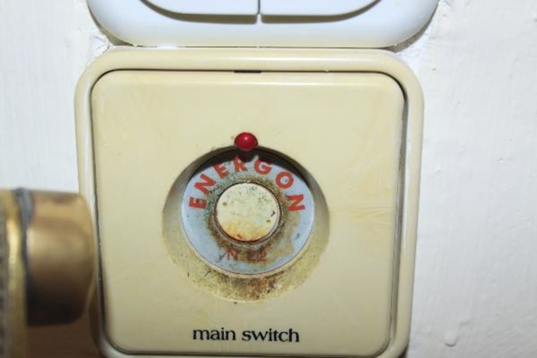 Dreck und uralt  Domes Aulūs Zante, Autograph Collection