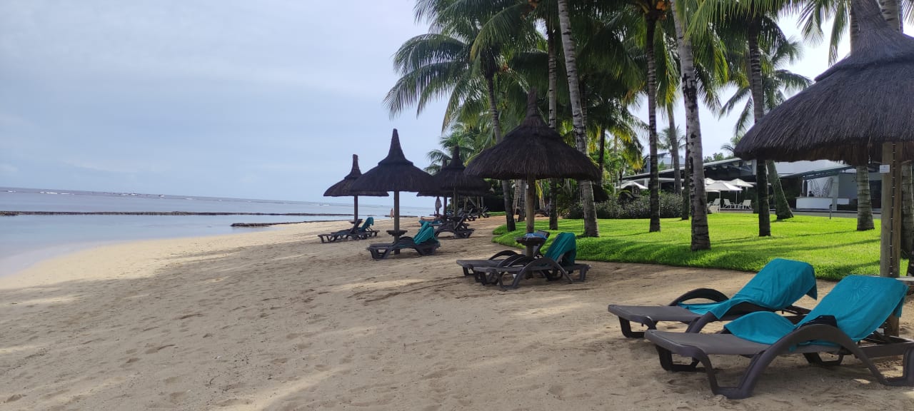 Strand Victoria for 2 Beachcomber Resort & Spa - Adults only