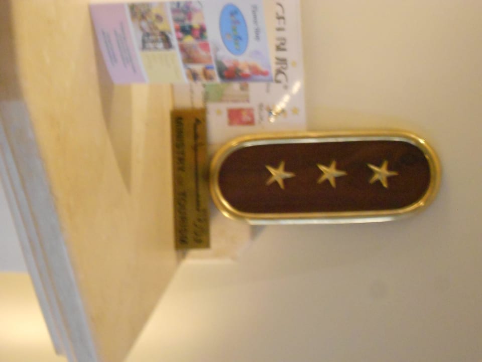 3-Sterne Zimmer und nicht 5 wie im Katalog Grand Waterworld Makadi & Family Star Makadi