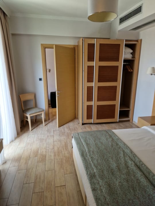 Zimmer Istion Club & Spa