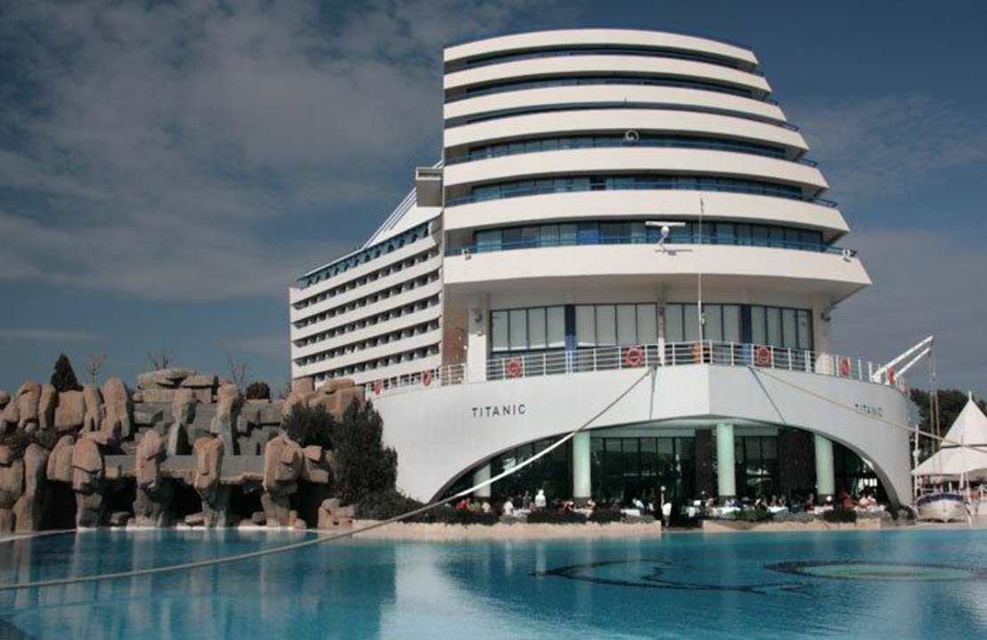 Aussenansicht Titanic Deluxe Lara