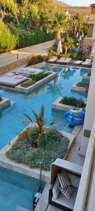 Ausblick Mitsis Rinela