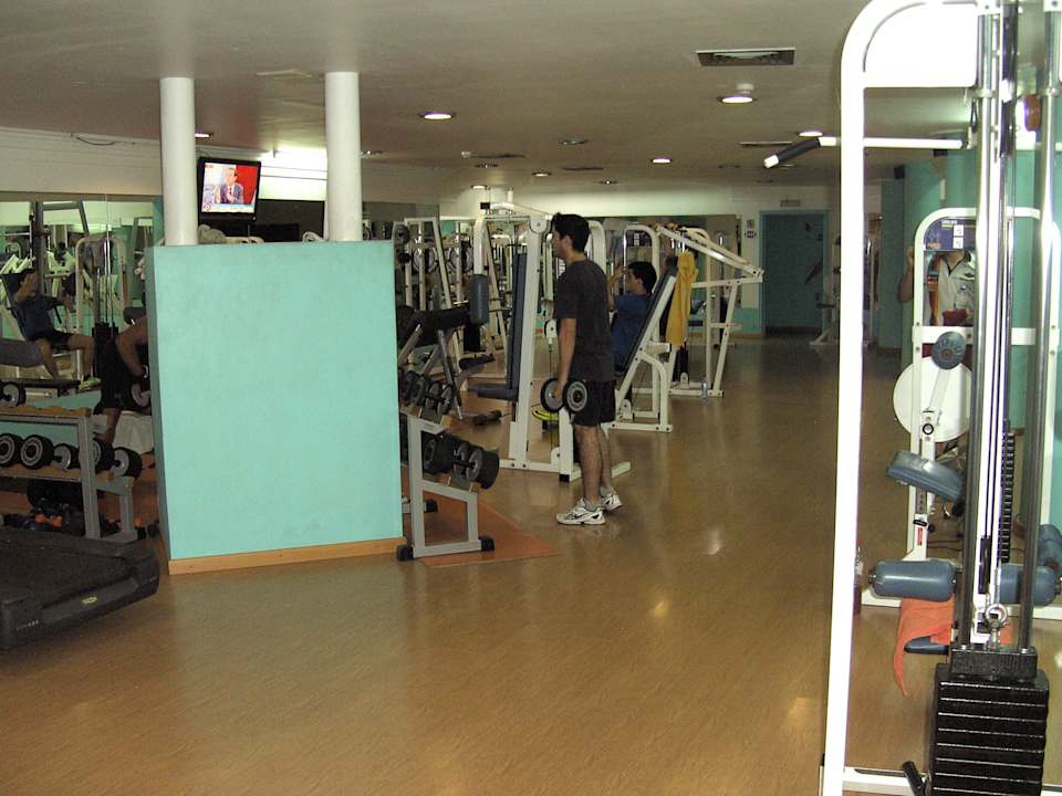 Gym The Views Monumental (Im Umbau/Renovierung)