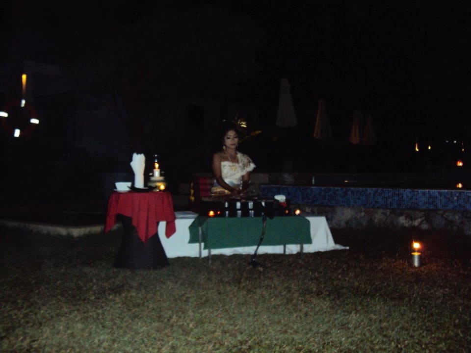 Traditionelle Musik am Abend La Flora Khao Lak