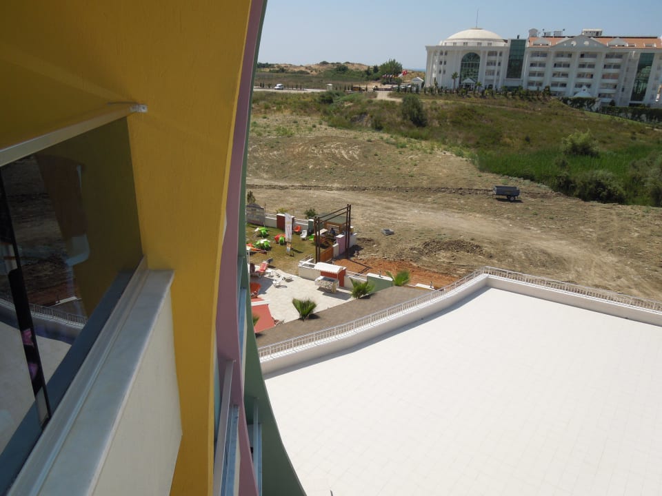 Výhled z pokoje Ramada Resort by Wyndham Side