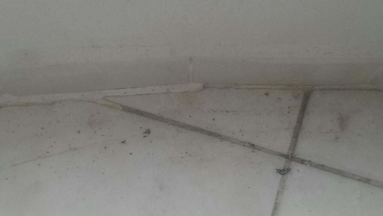 Fußboden verdreckt Hotel Side Elis