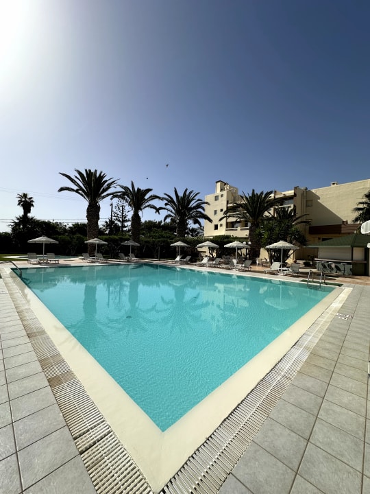 Pool Tylissos Beach Hotel