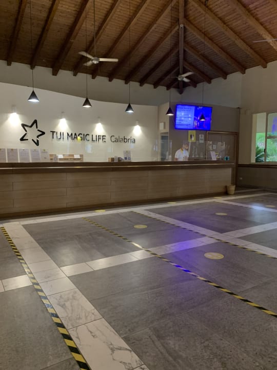 Lobby TUI MAGIC LIFE Calabria