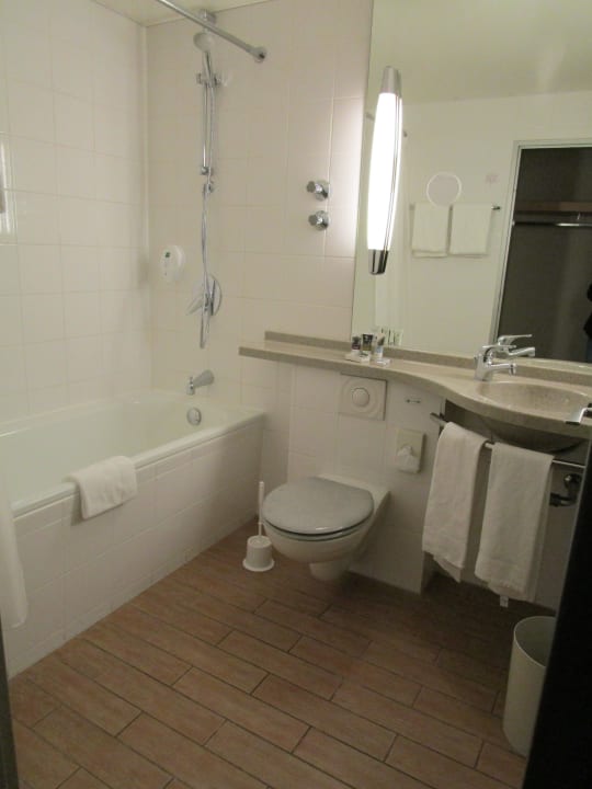 Bad Hotel Mercure Düsseldorf-Neuss