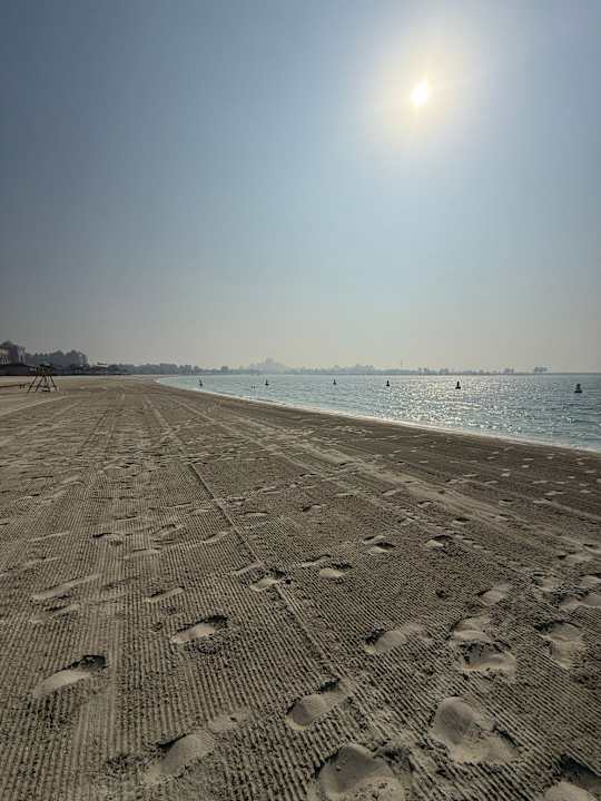 Strand Emirates Palace Mandarin Oriental