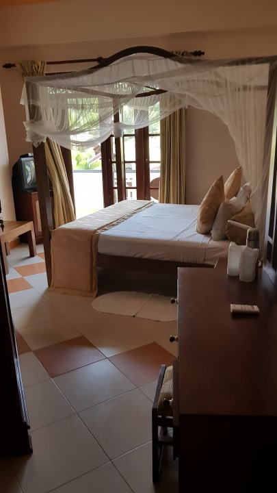 Das Nachbarzimmer Hotel Bentota Village