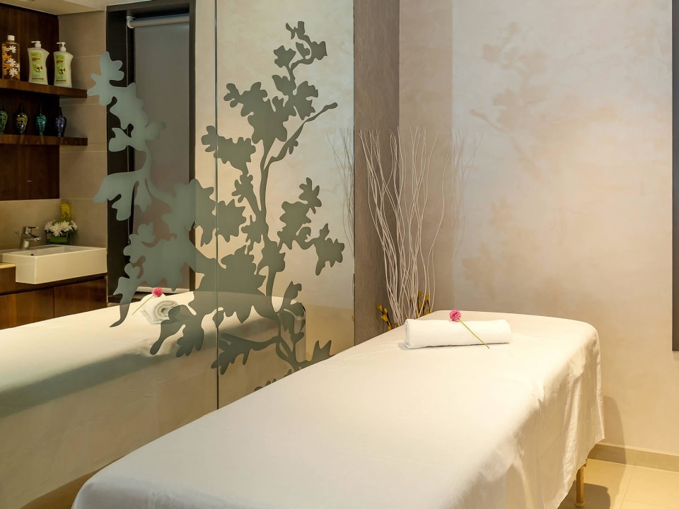 Serenity Spa Flora Al Barsha Hotel