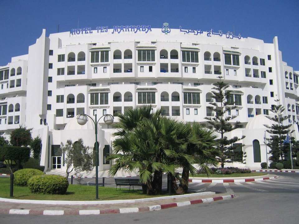 Hotel von vorn Hotel Tej Marhaba