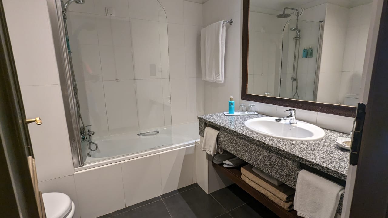 Zimmer PortoBay Falésia