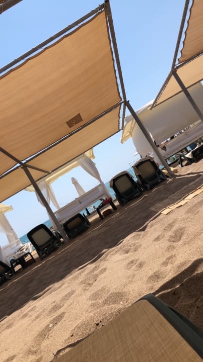 Strand Royal Wings Hotel